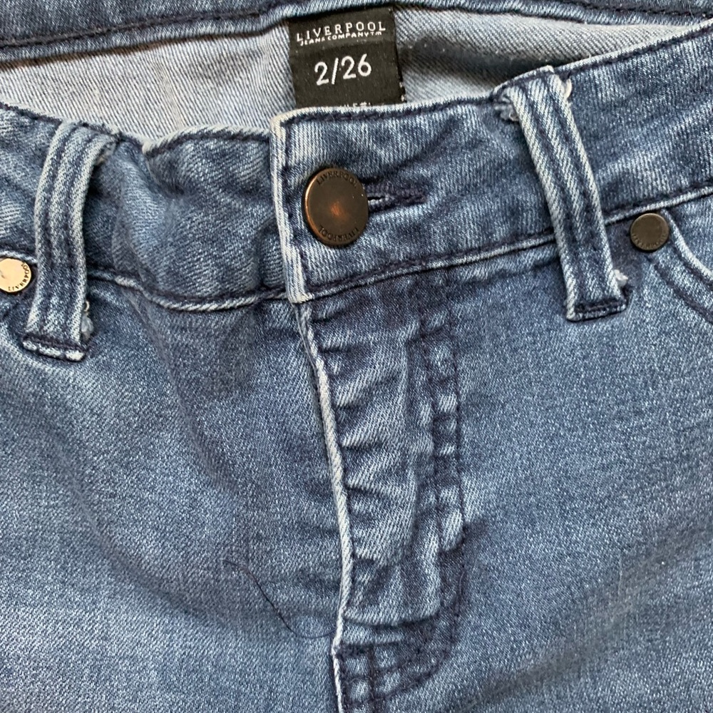Jeans - Picture 2 of 2